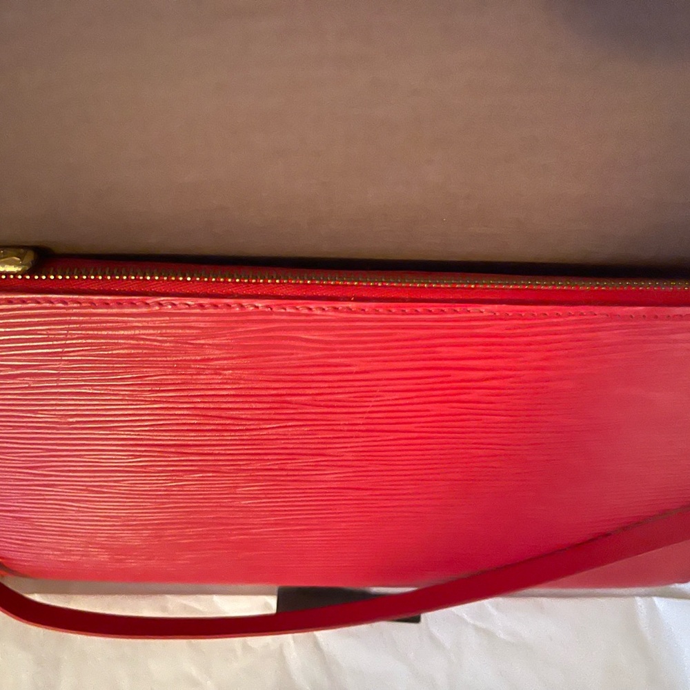 Authentic Louis Vuitton Red Epi Leather Pochette - Picture 7 of 7